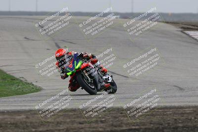 media/Nov-29-2025-TrackDaz (Sat) [[10ae2d9bce]]/A Group/Session 3 (Outside Grapevine)/